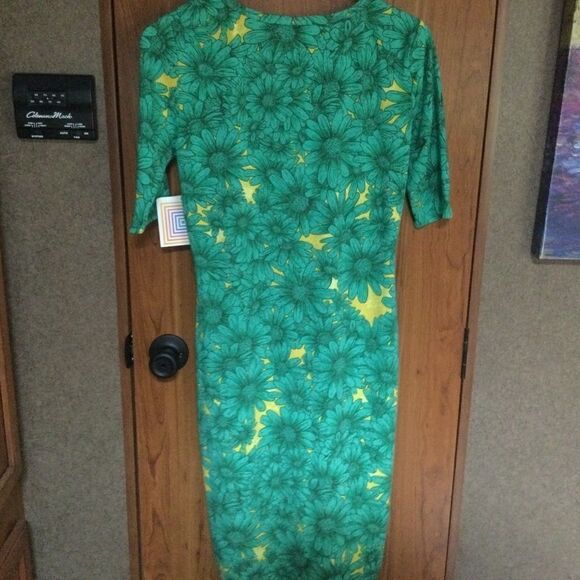 NWT LuLaRoe Women’s Sz. S “Julia” S/S Dress - Picture 6 of 10